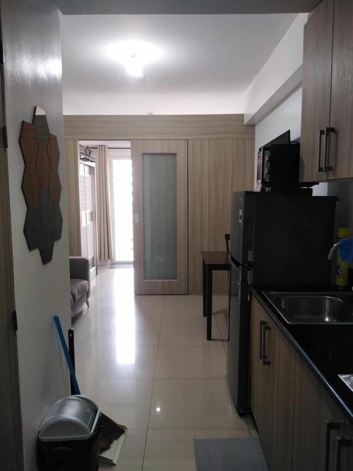 Shore 1 & 3 Residences Moa 1Br With Balcony By Darpm Manila Exterior photo