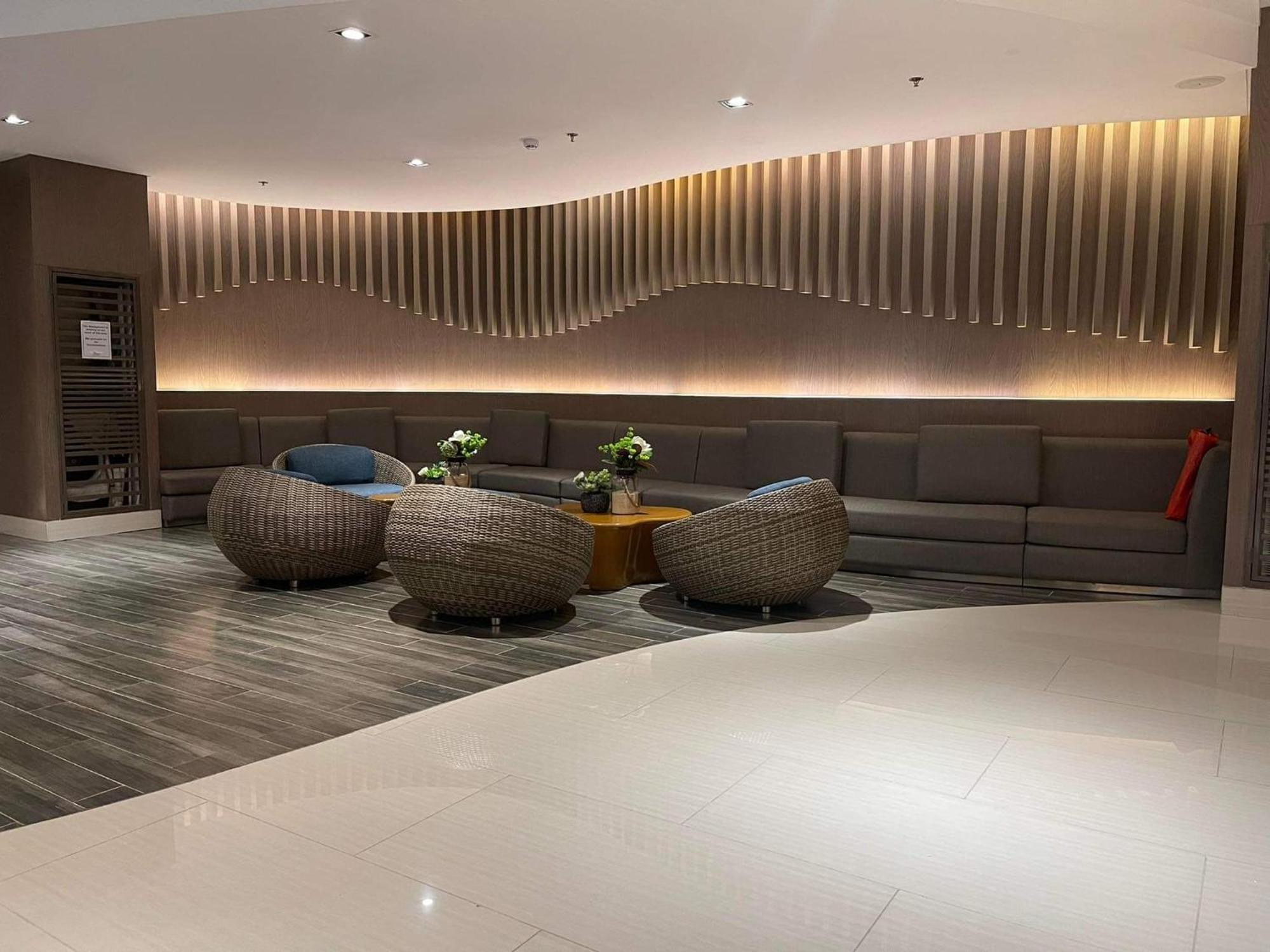 Shore 1 & 3 Residences Moa 1Br With Balcony By Darpm Manila Exterior photo