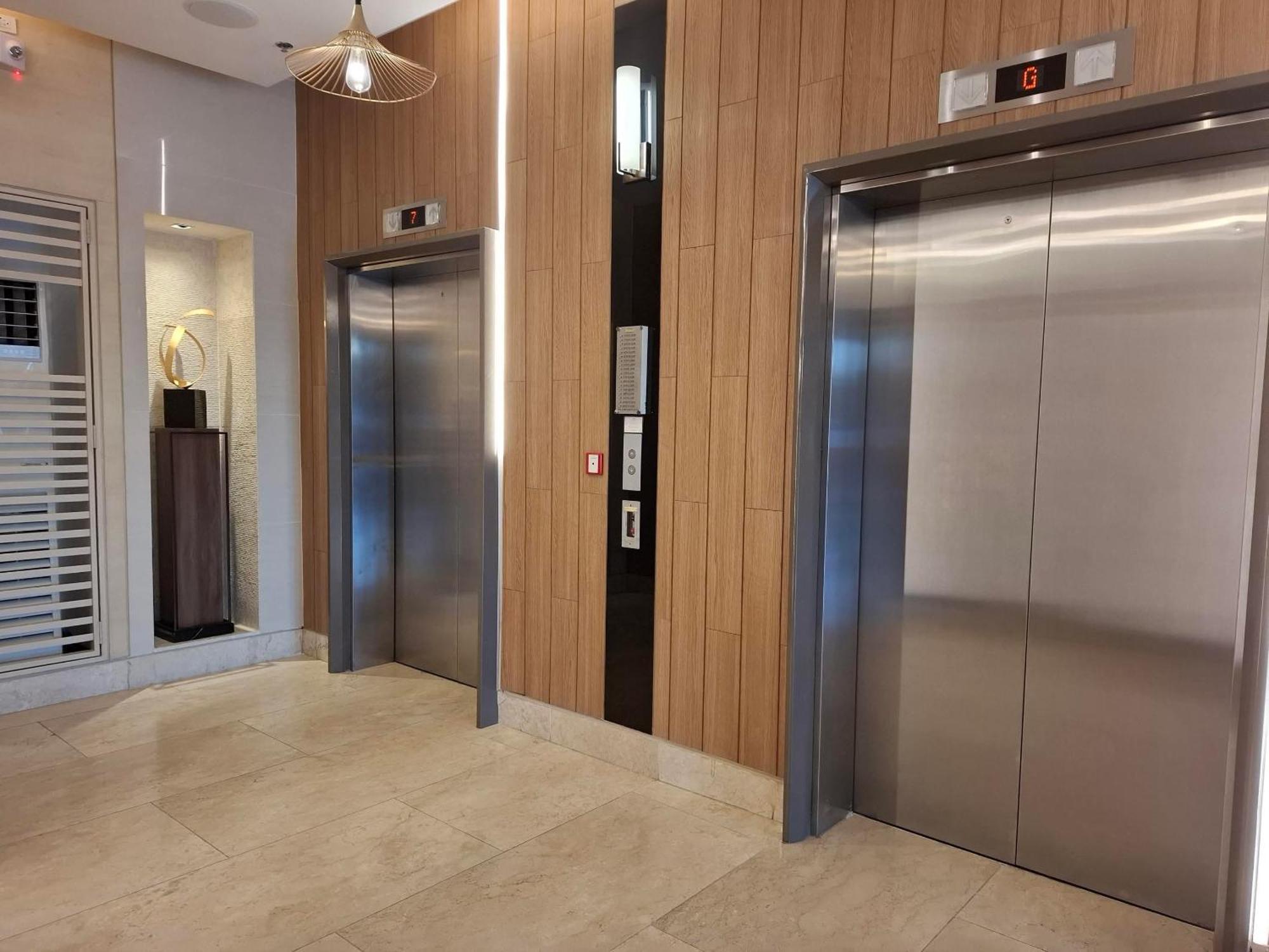Shore 1 & 3 Residences Moa 1Br With Balcony By Darpm Manila Exterior photo